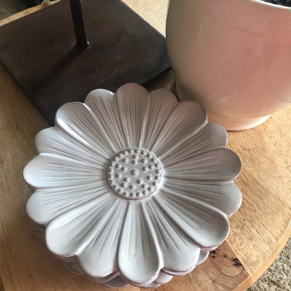 Flower Plates